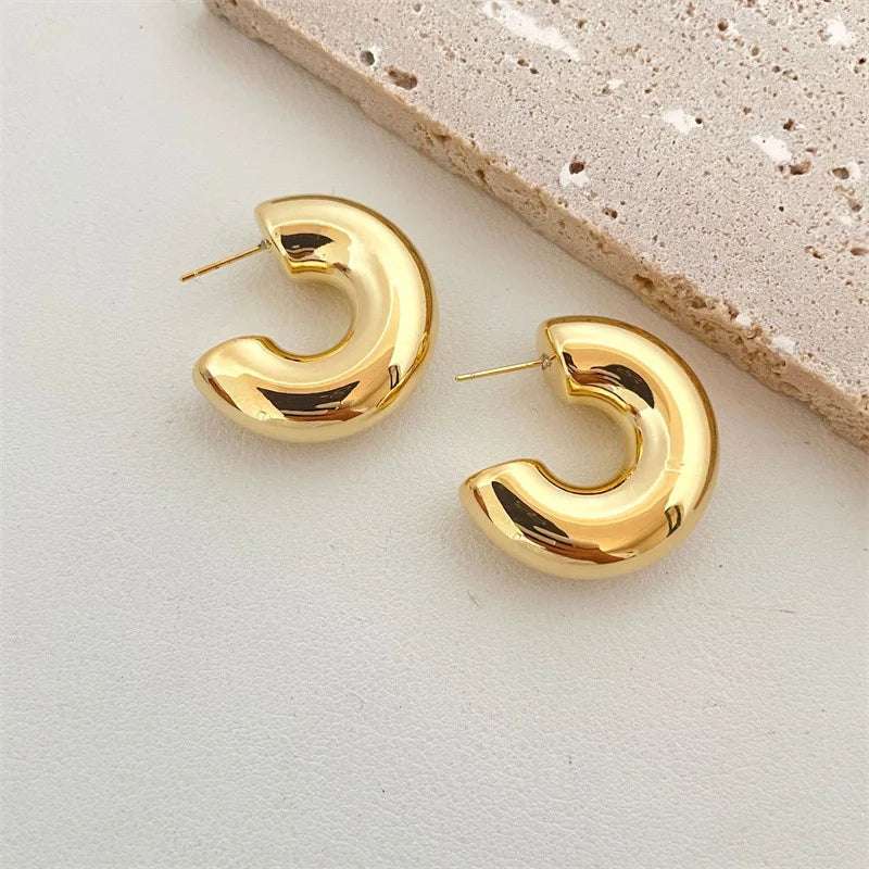 1 pair of retro new gold-plated thick round top earrings for women with glossy thick hot selling tear drop earrings double-sided