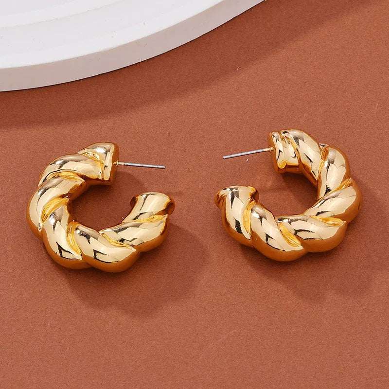1 pair of retro new gold-plated thick round top earrings for women with glossy thick hot selling tear drop earrings double-sided